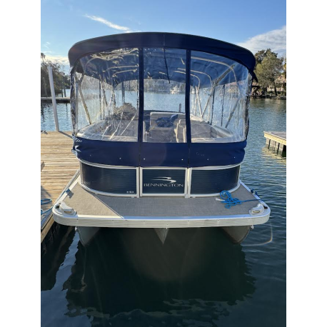 PONTOON ENCLOSURE